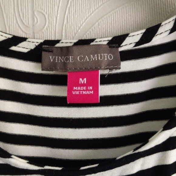 NWOT Vince Camuto Vibrations Striped Tie-Front Top Size M - Picture 3 of 5